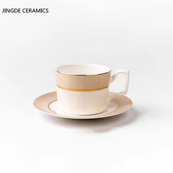 NLSLASI Aukštos klasės keraminės kavos puodeliai Su diskiniais Pieno taurės nustatyti Europos stiliaus Teacup 