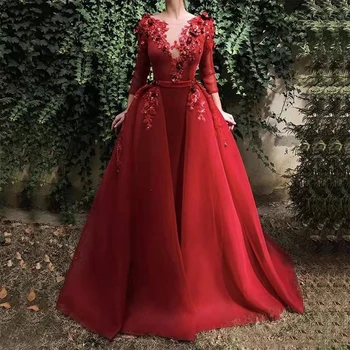 Nėrinių Aplikacijos 3D Gėlių Karoliukai Prom Dresses 2021 3/4 Rankovėmis Su Overskirt Samtelis Kaklo Vakare Chalatai Pritaikyti платье вечернее